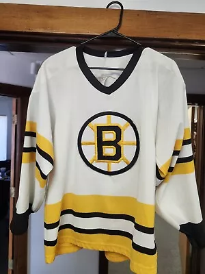 Boston Bruins Vintage Maska Air Knit Jersey Adult Size Small • $0.99