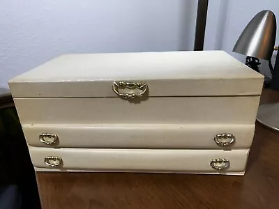 Vintage Lady Buxton 2 Drawer 4 Level Jewelry Box -Creme Exterior- Green Interior • $59.95