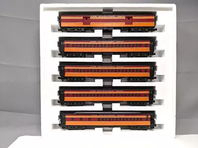 MTH #MT-4015 Milwaukee Road Scale Madison 5 Car Passenger Set C10 • $299.99