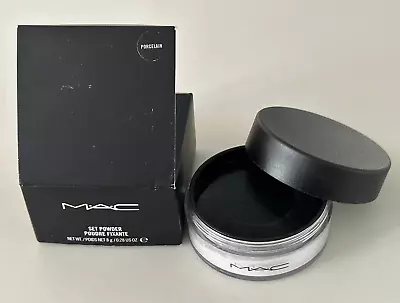 MAC Set Powder PORCELAIN • $38.50