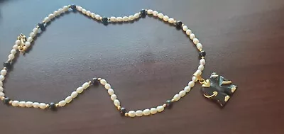 Vintage White GENUINE  PEARLS And Black Onyx Bead Elephant Pendant Necklace • $19.99