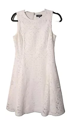 DKNY Textured Lace Fit & Flare Dress White Size 6 Lined  • $10