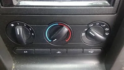 Temperature Control AC Without Heated Seats Fits 05-09 MUSTANG 338841 • $74.99