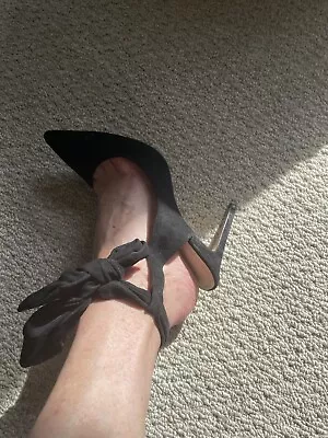 Zara Suede Ankle Tie Ribbon Heels • $20