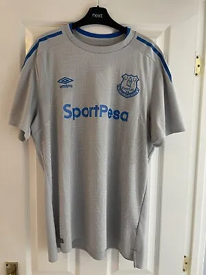 Everton Football Shirt Away XL • £10