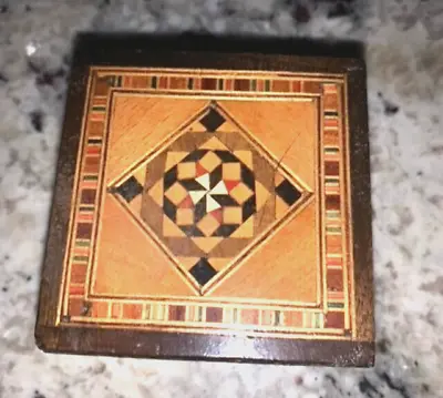 Vintage Egyptian Wood Lidded Box Inlay Jewelry Trinket Box Mosaic Red Lining • $16.99