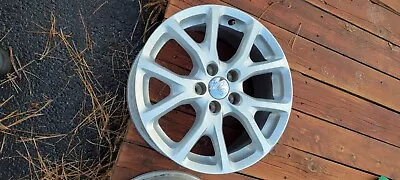 2014 Jeep Cherokee Oem Rim Factory Wheel 17  X 7  5 Split Spoke Scuffs 16 18 • $99