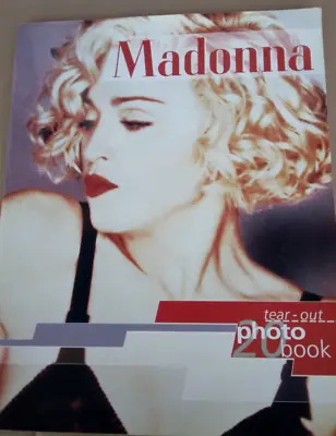 MADONNA- TEAR OUT PHOTO BOOK 1993 Look !!!! • $44.90