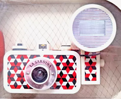 Lomography La Sardina Camera & Flash Cubic • £74.99