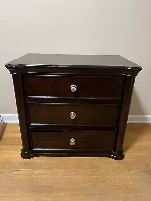 Nightstand With 3 Drawers Mahogany  WayFair • $150