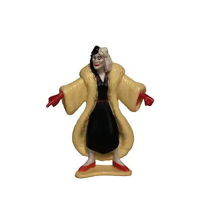 Disney (101 Dalmatians) -Cruella De Vil 3” Cake Topper Figure • £8.44