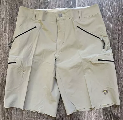 Mountain Hardwear Mens Shorts Khaki Tan Stretch Cargo Hiking Outdoors Large • $15