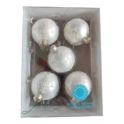 Martha Stewart White Leaf Glass Ornaments Set Of 5 • $35.99