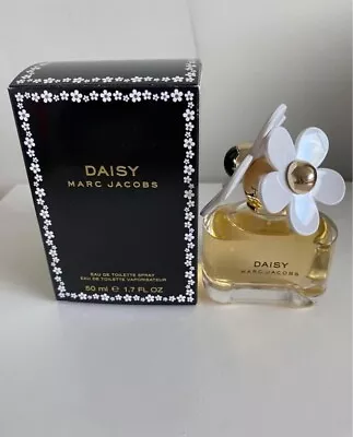 Marc Jacobs Daisy Eau De Toilette 50ML Spray Perfume OPENED BOX NEVER USED • £39.99