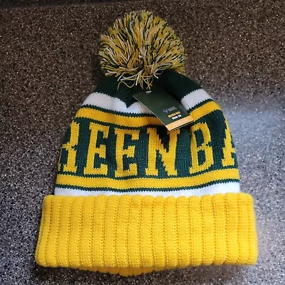 NWT-GREEN BAY PACKERS  Diamond Visions  UNISEX ADULTS WINTER POM POM HAT • $14.95