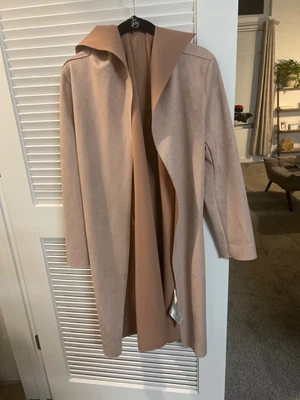 $30 • Buy Zara Jacket Medium Womens