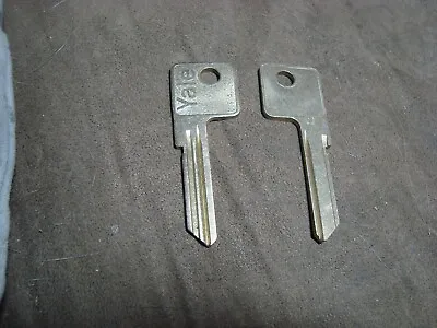 Lot Of 2 RARE! ORIGINAL OEM YALE & TOWNE 11GB 6 PIN  KEY BLANKS 998GB 11GB • $1.99