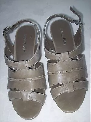 Marco Santi Catalina Sandals Heels Slingbacks Leather  Sz 6.5 M NEW • $22.50