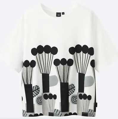 NWT Uniqlo X Marimekko Women's Short Sleeve Graphic T-shirt • $37