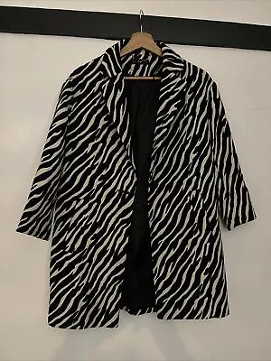 Women’s F&F Zebra Embroidered Coat 6 • £7