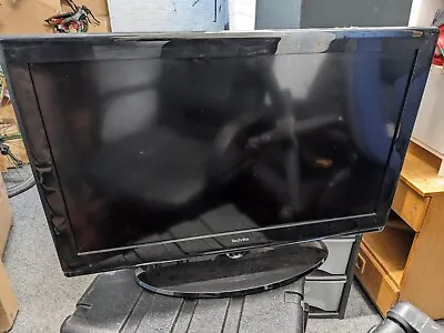 Technika 32  LCD HD TV Model - TV LCD 32” With Stand • £9