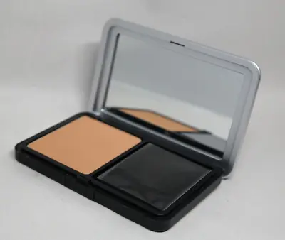 MAKE UP FOREVER Matte Velvet Skin Blurring Powder Foundation Y415 ~  .38 Oz New • $22.45