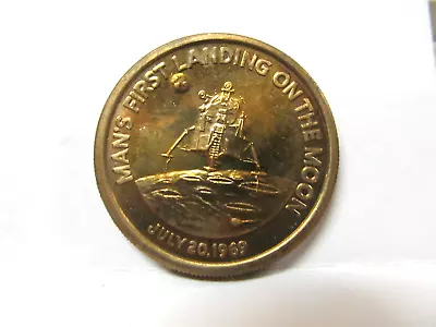 Vintage 1969 Apollo 11 Embossed  Space Nasa Astronaut Medallion Token #2 • $5.95