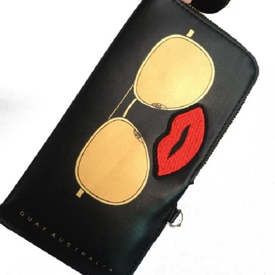 $24.52 • Buy Quay Australia Face Design Sunglasses Pouch Zip Case NWT- Free P&P 