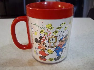 VINTAGE DISNEYLAND HAPPY NEW YEAR 1988 MICKEY Minnie MOUSE PLASTIC MUG CUP  • $14.99