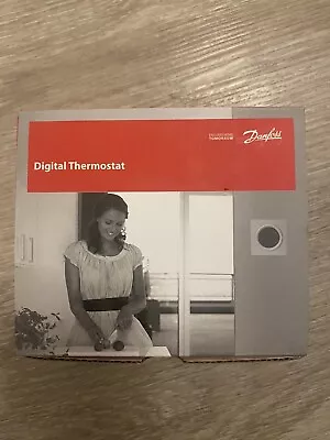 Danfoss Digital Thermostat RET2001M 087N6470 BNIB • £28