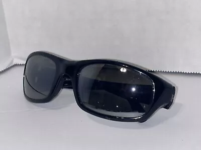 Maui Jim Stingray MJ-103-02 Gloss Black Polarized Wrap Sunglasses • $99.95