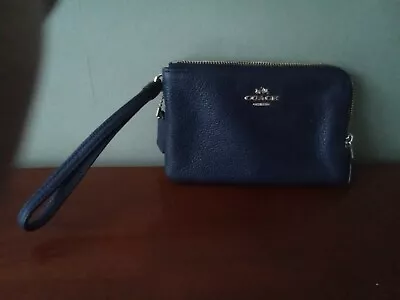 £15 • Buy Coach Wristlet Purse
