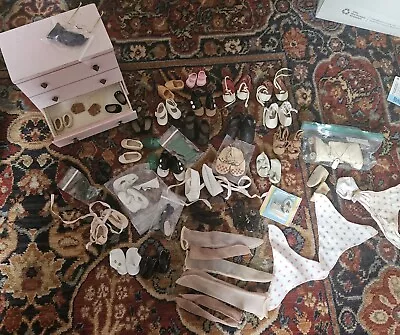 Vogue Ginny Doll Dresser AND HUGE Doll Shoes Lot Different Sizes And Styles  • $20