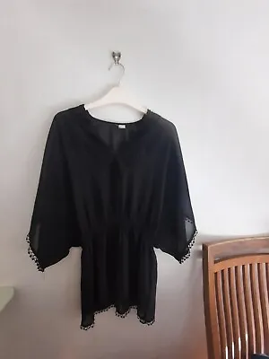 £4 • Buy H&M Divided Black Beach Cover Up. Size 10
