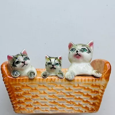 Vintage Victoria Ceramics Cats Basket Planter Catch-All Soap Dish 5.5x3.5” • $35