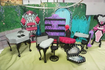 £0.99 • Buy Collection Of Monster High Furniture Items And Spare Bits