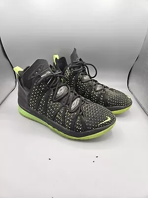 Nike LeBron 18 Basketball Shoes CQ9283-005 Black/Volt Mens Size 10 • $58