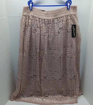 Metro Wear Pale Pink Laced Loose Knee Skirt - Women's Large **NEW WITH TAGS** • $18.99