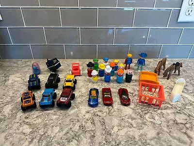 80s & 90s Action Figure Toy Lot: Star Wars Stompers Sesame Street And More!! • $1.94