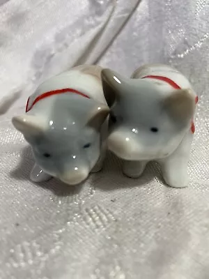 Vintage Ceramic Pig Figurines  • $7.99