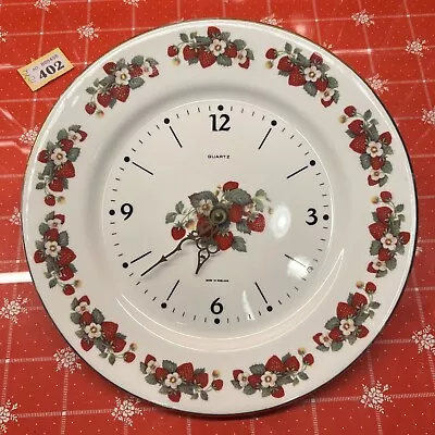 VTG 1980’s D Hague Strawberries Ceramic Country Kitchen 10.75” Plate Wall Clock • £19.75