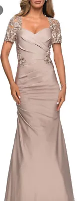 New La Femme Lace Back Satin Trumpet Gown Champagne Size 10 • $119.98