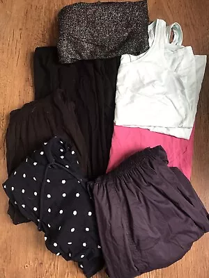 Maternity Clothes Bundle Size Medium 12/14 • £8