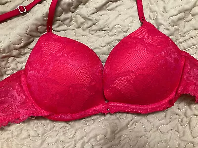 Victoria's Secret Biofit Demi Up Lift Bra 34 C • $16.99