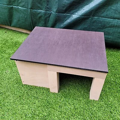  Rabbit /  House/shelter/hide Away Assembled )  • £19.99