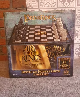 The Lord Of The Rings Battle For Middle Earth Chess Set - Noble Collection • £31.99