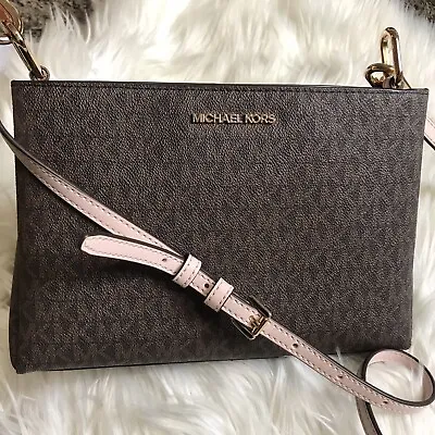 Michael Kors Trisha Triple Compartment Crossbody Messenger • $99