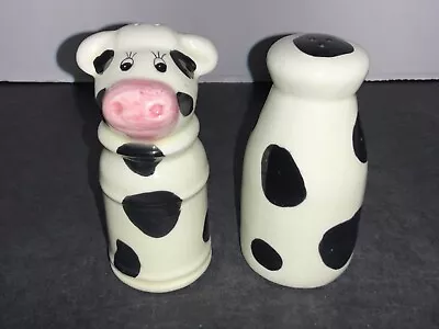 Vintage Black & White Dairy Cow Milk Jug Salt & Pepper Shakers 4”T X 1 3/4” Dia. • £7.60