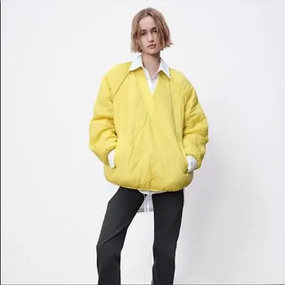 $33 • Buy Zara Womens Size L-XL Water Repellent Quilted Sweatshirt Yellow Pullover Jacket