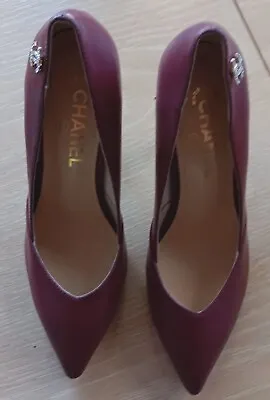 CHANEL VTG Burgundy Pre-owned Ladies Pumps - Made In Italy Size  35 • $70